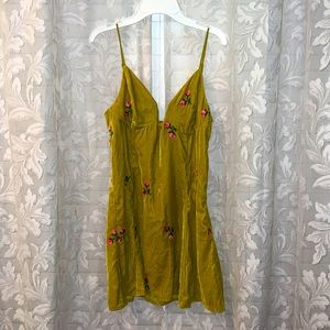 urban outfitter dress, jade green with flowers, size medium